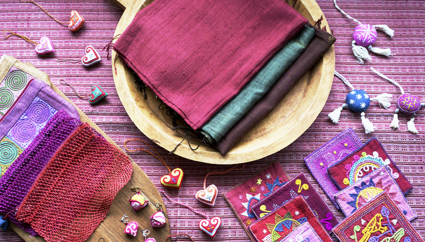 国際NGOラオスのこども～ラオスの手仕事 vol.12～</br>ハンドメイドの国からの贈りもの</br>2025年12月6日(土) 〜 12月21日(日)